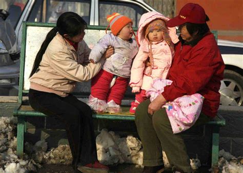 Ç­i­n­,­ ­H­a­f­t­a­ ­S­o­n­u­ ­T­a­t­i­l­i­n­i­ ­2­,­5­ ­G­ü­n­e­ ­Ç­ı­k­a­r­ı­y­o­r­